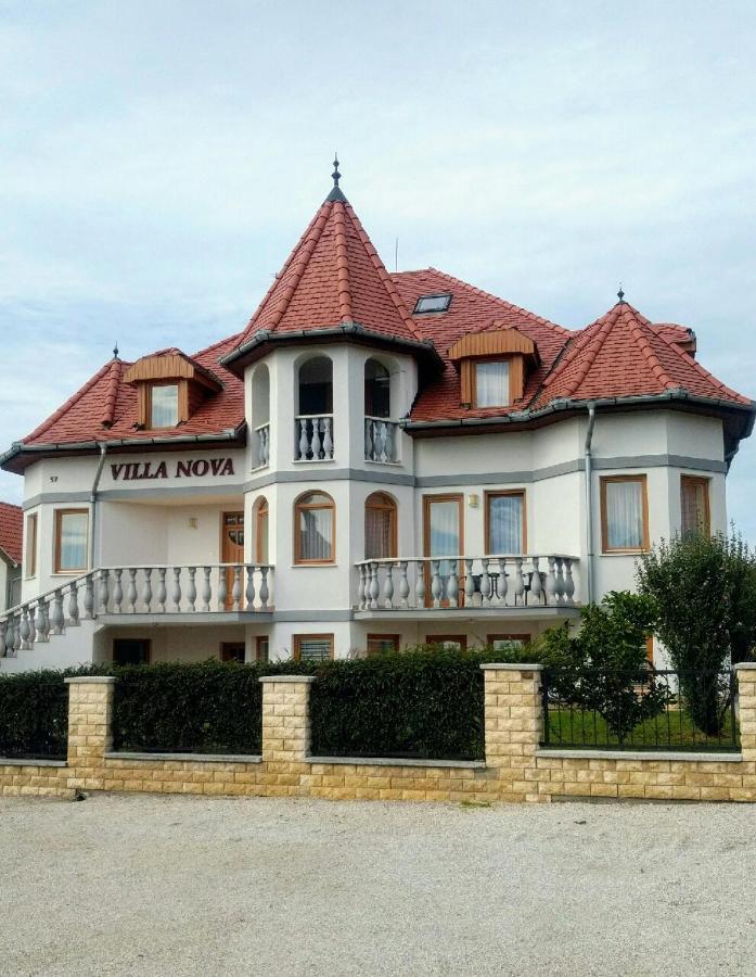 Villa Nova ヘーヴィーズ エクステリア 写真